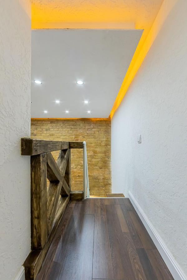 Appartement Kyiv Brown Loft Extérieur photo